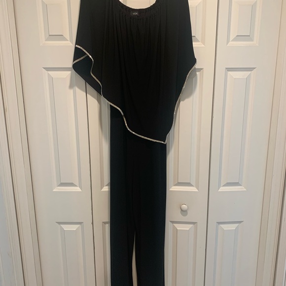 MSK Black Off-Shoulder Jumpsuit with White Trim - Picture 5 of 13